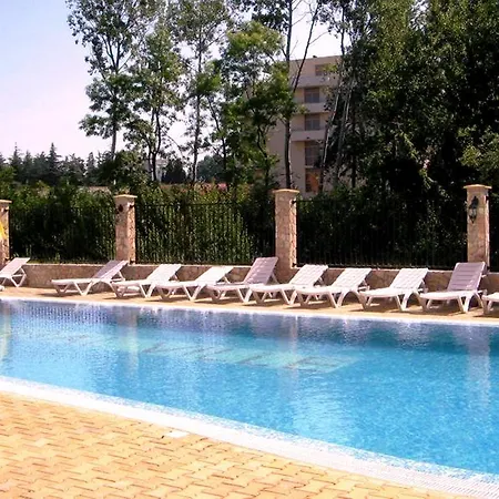 Menada Global Ville סאני ביץ'